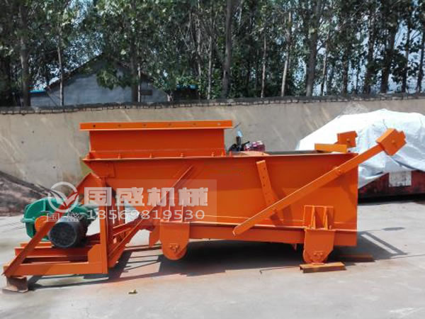 K型往復(fù)式給料機(jī)試機(jī) K型往復(fù)式給料機(jī)試機(jī)